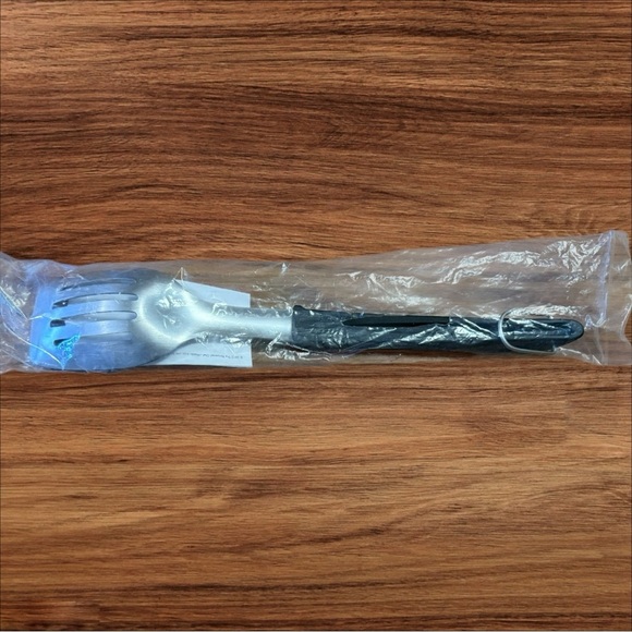 PAMPERED CHEF BARBECUE SLOTTED SPOON #2717 (RETIRED) BRAND NEW IN PLASTIC - Picture 3 of 3